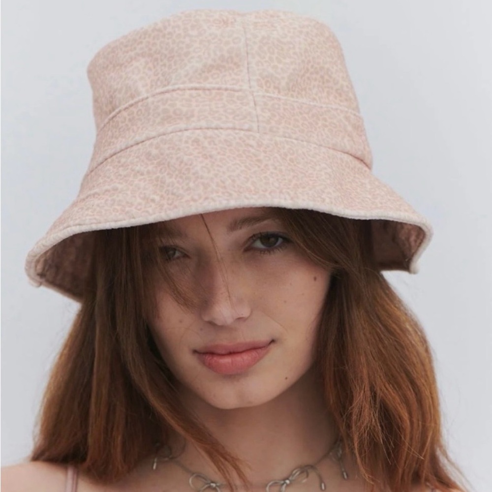 Frankie’s Bikinis Jax Bucket Hat